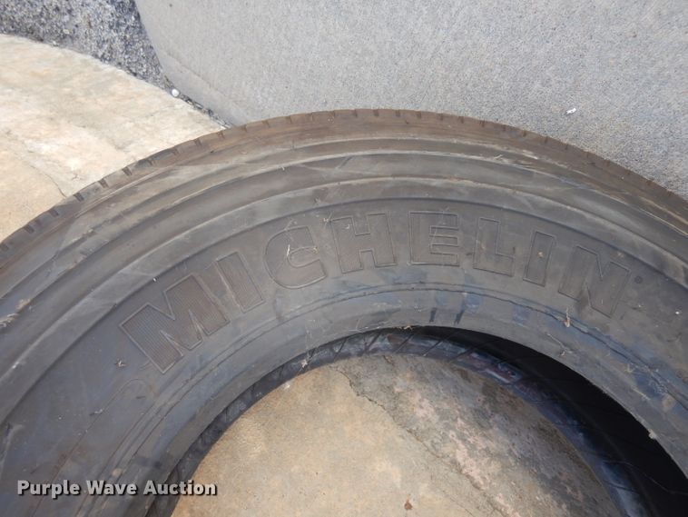 image for item GH9534 (4) recapped tires