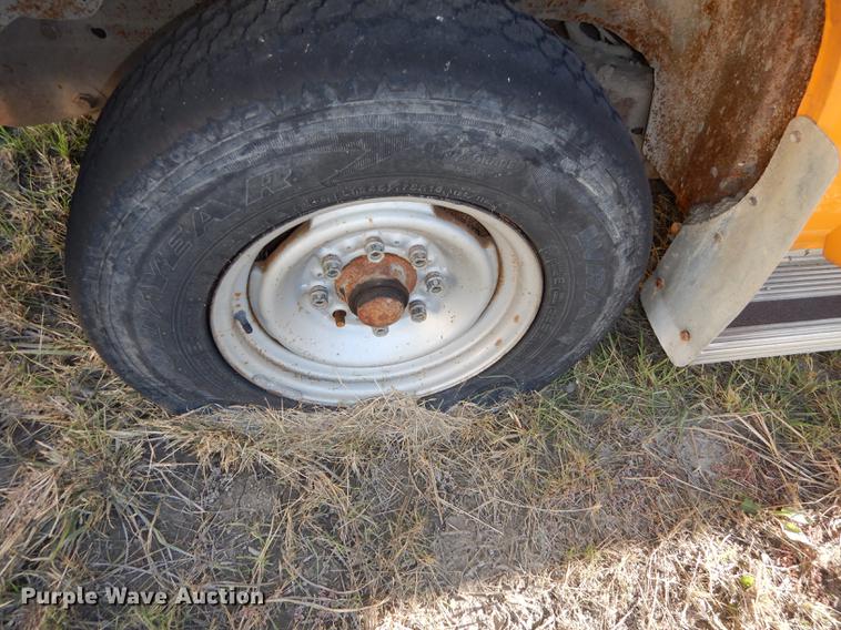 image for item K5830 1998 Chevrolet Cheyenne 2500 utility bed pickup truck