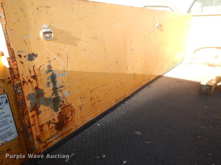 image for item K5830 1998 Chevrolet Cheyenne 2500 utility bed pickup truck