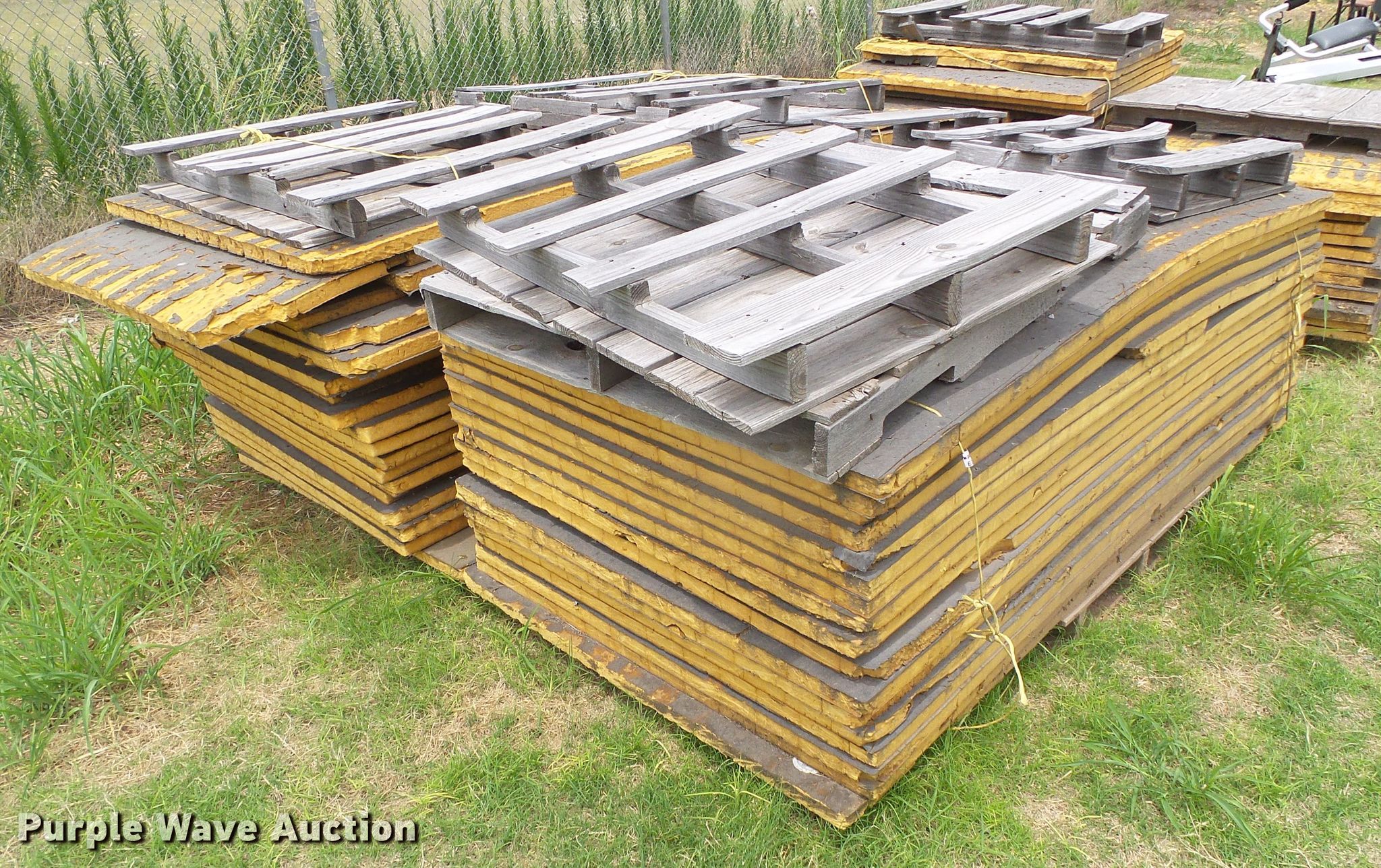 Approximately 66 insulation panels in Laverne, OK Item EQ9130 sold