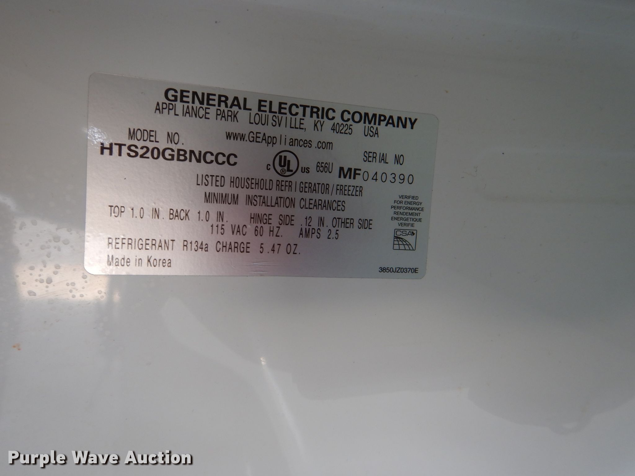 GE refrigerator in Topeka, KS Item FP9132 sold Purple Wave