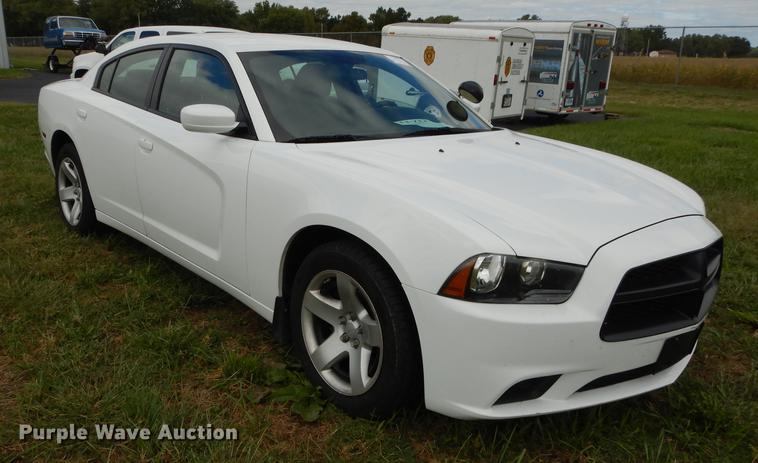 image for item DF1846 2013 Dodge Charger Police