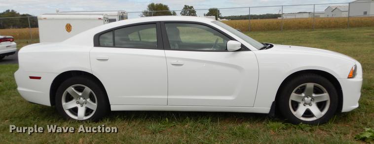 image for item DF1846 2013 Dodge Charger Police