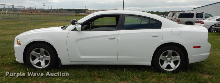 image for item DF1846 2013 Dodge Charger Police