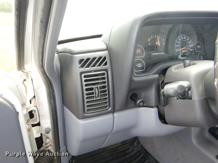 image for item DG4781 1998 Jeep Cherokee SUV