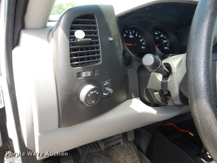 image for item DG4807 2008 Chevrolet Silverado 1500 Ext. Cab pickup truck