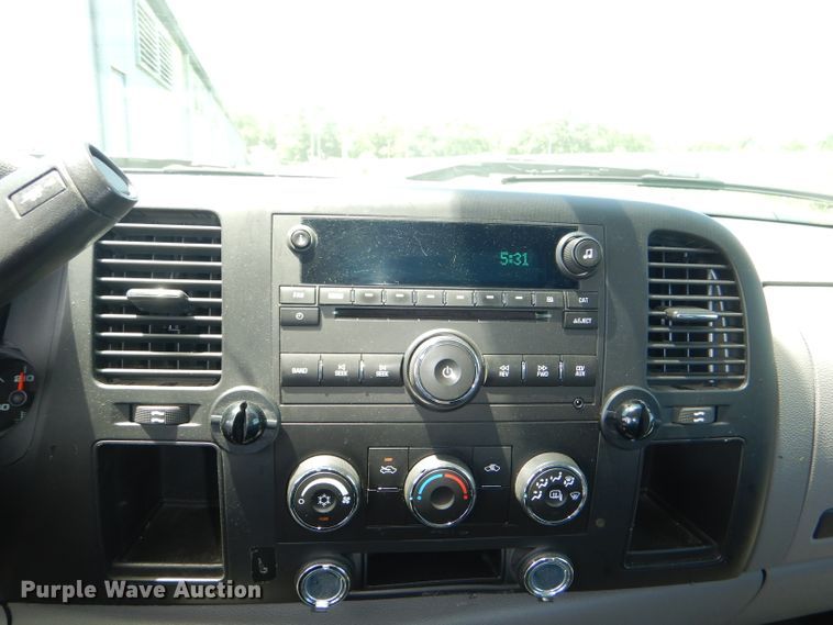 image for item DG4807 2008 Chevrolet Silverado 1500 Ext. Cab pickup truck