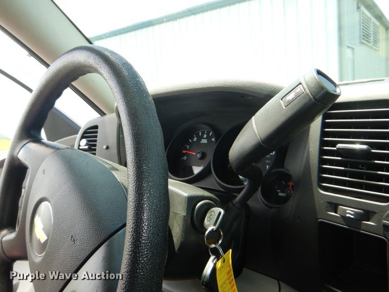 image for item DG4807 2008 Chevrolet Silverado 1500 Ext. Cab pickup truck