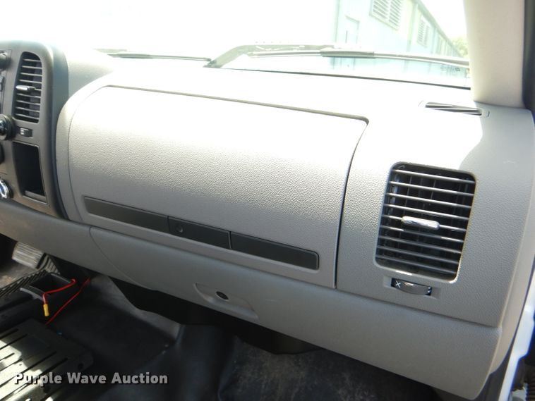 image for item DG4807 2008 Chevrolet Silverado 1500 Ext. Cab pickup truck