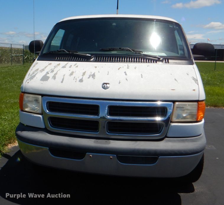 image for item DG4810 1999 Dodge Ram Van B3500 Van