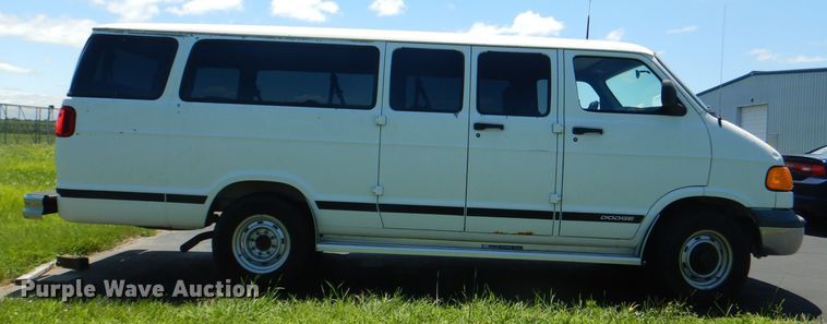 image for item DG4810 1999 Dodge Ram Van B3500 Van