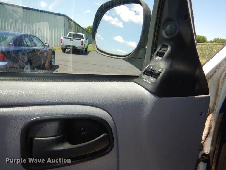 image for item DG4810 1999 Dodge Ram Van B3500 Van