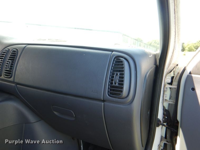 image for item DG4810 1999 Dodge Ram Van B3500 Van