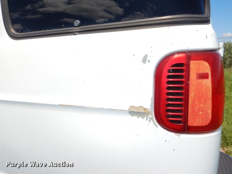 image for item DG4810 1999 Dodge Ram Van B3500 Van