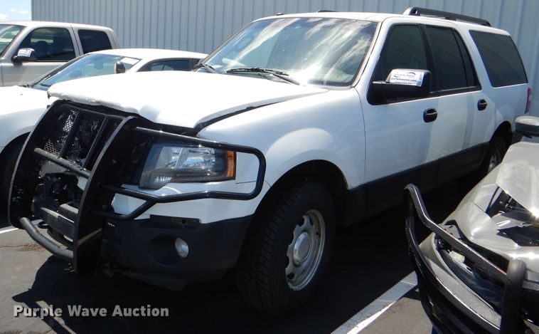 image for item DG4812 2017 Ford Expedition EL SUV