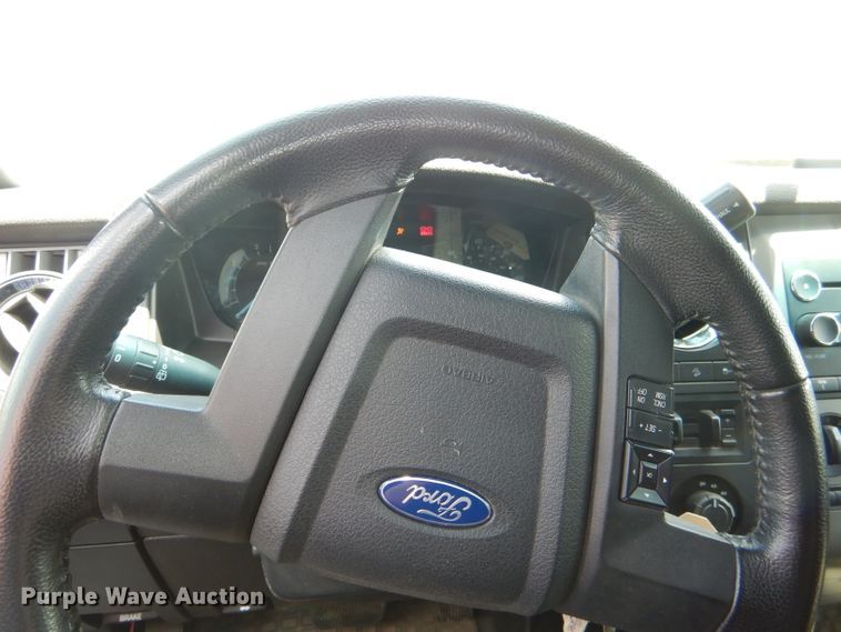 image for item DG4812 2017 Ford Expedition EL SUV