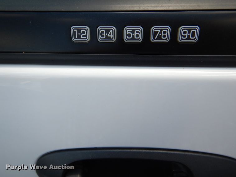 image for item DG4812 2017 Ford Expedition EL SUV