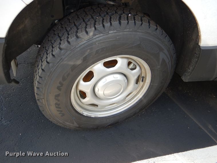 image for item DG4812 2017 Ford Expedition EL SUV