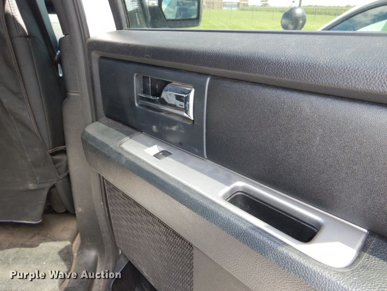 image for item DG4812 2017 Ford Expedition EL SUV