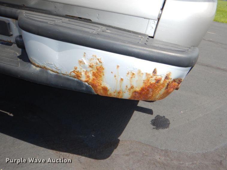 image for item DG4813 2004 Chevrolet Silverado 1500 Ext. Cab pickup truck