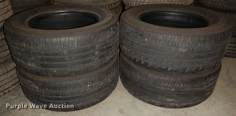 image for item FP9076 Approximately 220 tires