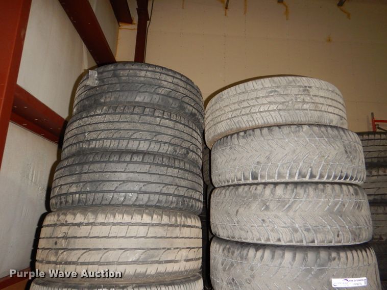 image for item FP9076 Approximately 220 tires