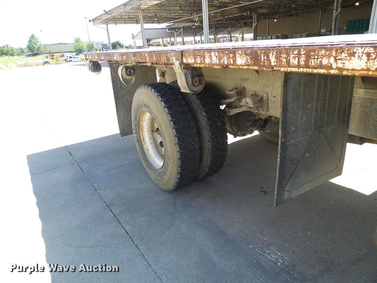 image for item DB2198 1993 Isuzu FTR dump flatbed truck