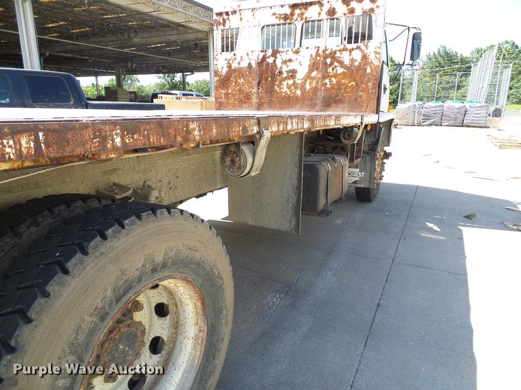 image for item DB2198 1993 Isuzu FTR dump flatbed truck