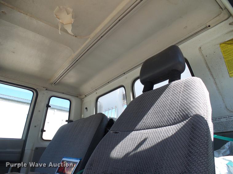 image for item DB2198 1993 Isuzu FTR dump flatbed truck