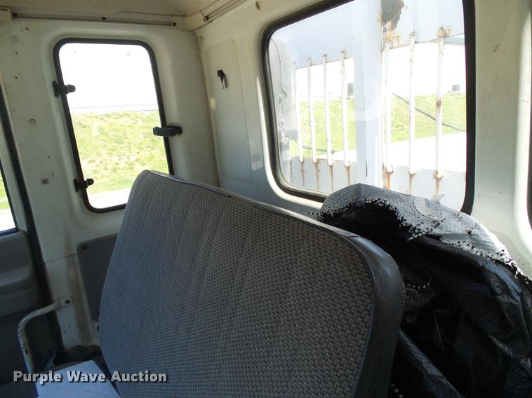 image for item DB2198 1993 Isuzu FTR dump flatbed truck