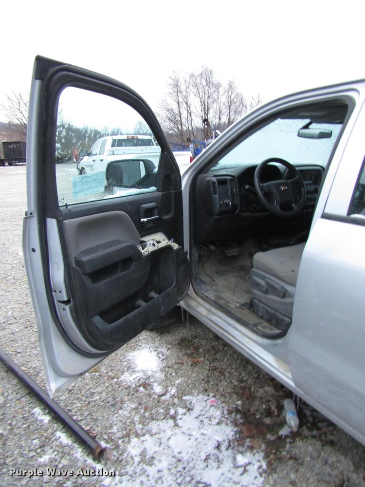 image for item DB6952 2014 Chevrolet Silverado 1500 Double Cab pickup truck