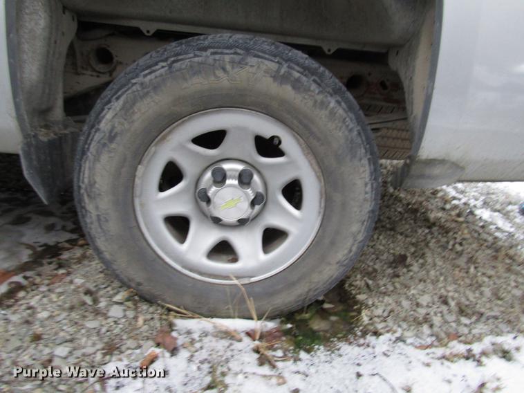 image for item DB6952 2014 Chevrolet Silverado 1500 Double Cab pickup truck