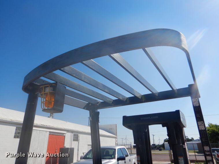 image for item DC5034 Crown RC5530-30 forklift