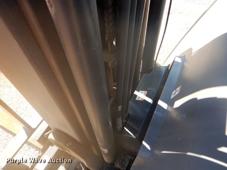 image for item DC5034 Crown RC5530-30 forklift