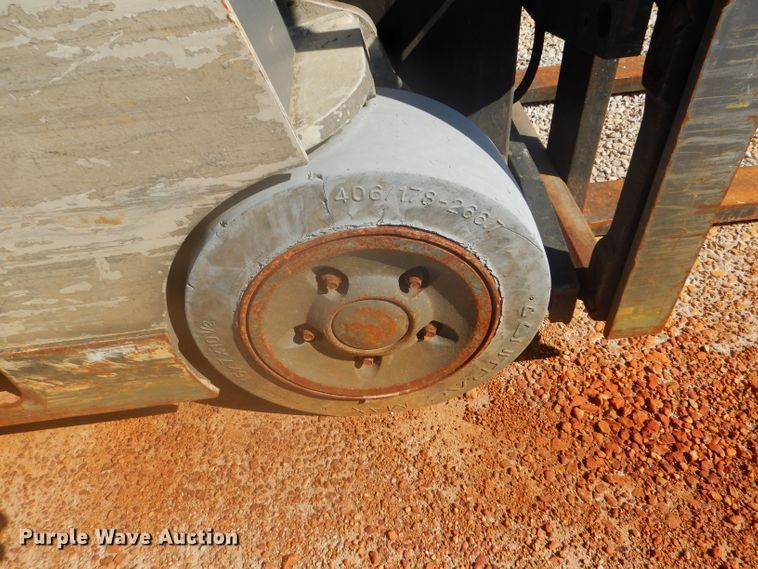 image for item DC5034 Crown RC5530-30 forklift