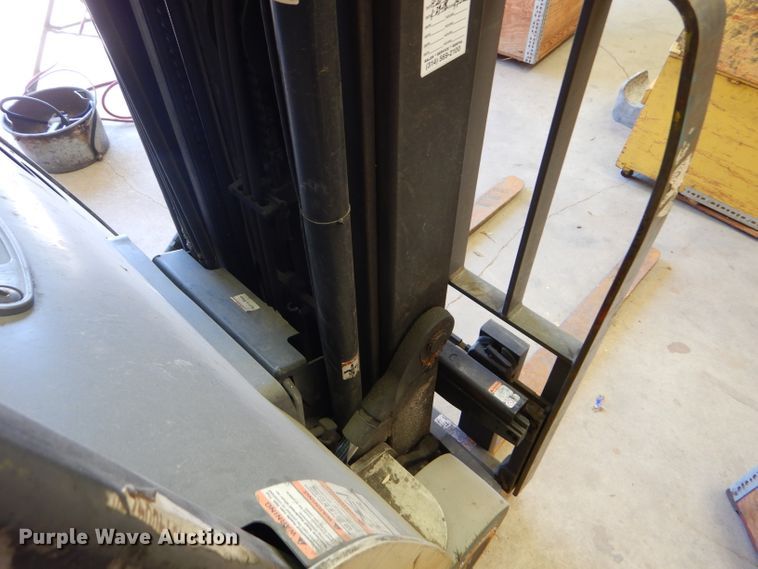 image for item DC5035 Crown RC5530C-30 forklift