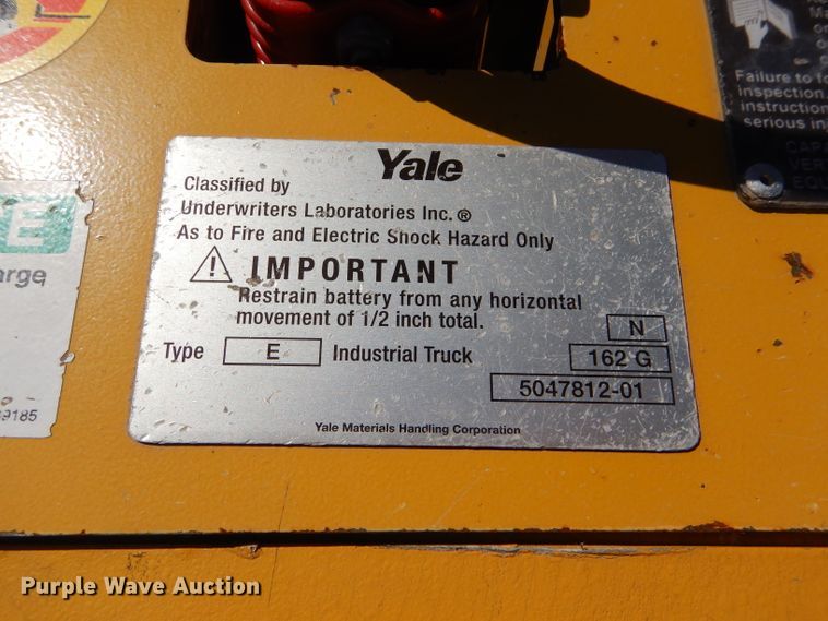 image for item DC5036 Yale MSW040SEN24TV087 pallet jack