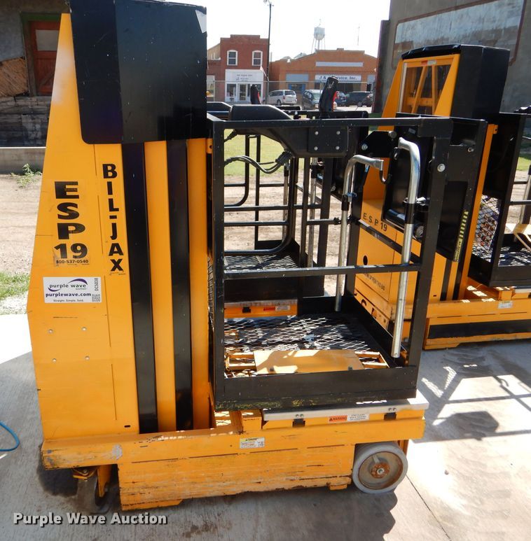 image for item DC5038 Biljax ESP19 vertical lift