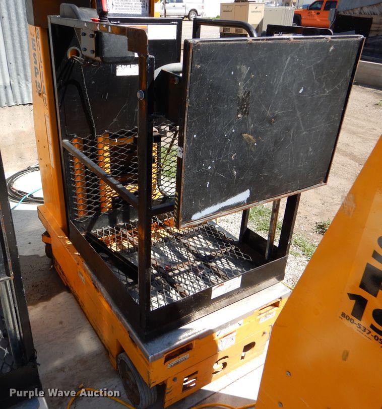 image for item DC5040 Biljax ESP19 vertical lift