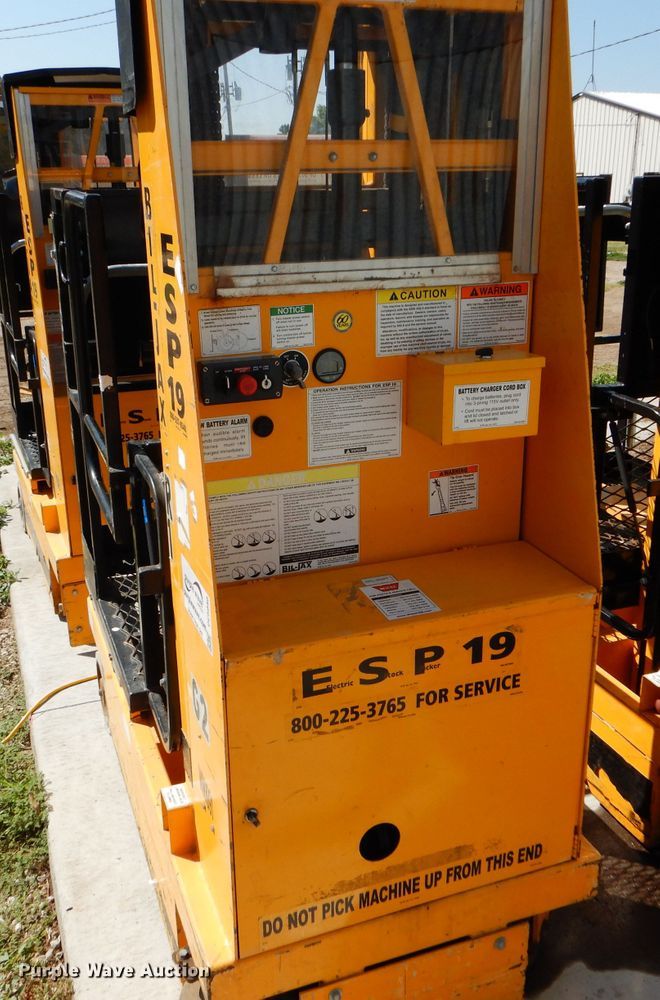 image for item DC5040 Biljax ESP19 vertical lift