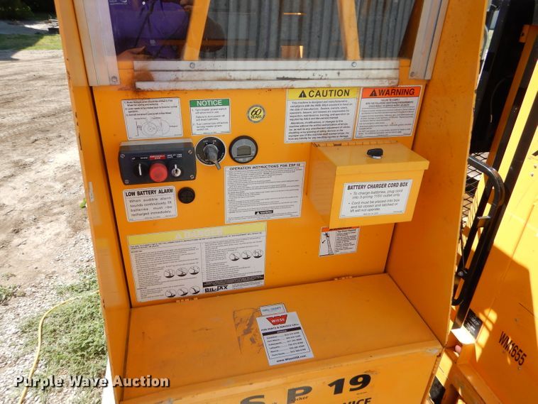 image for item DC5040 Biljax ESP19 vertical lift