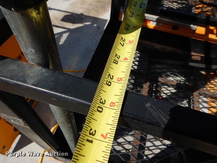 image for item DC5040 Biljax ESP19 vertical lift