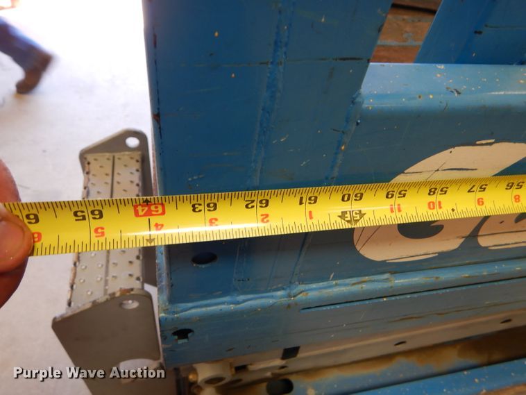 image for item DC5042 2003 Genie GS-1930 scissor lift