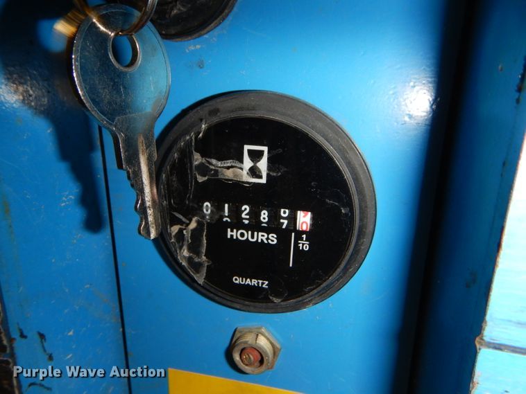 image for item DC5042 2003 Genie GS-1930 scissor lift