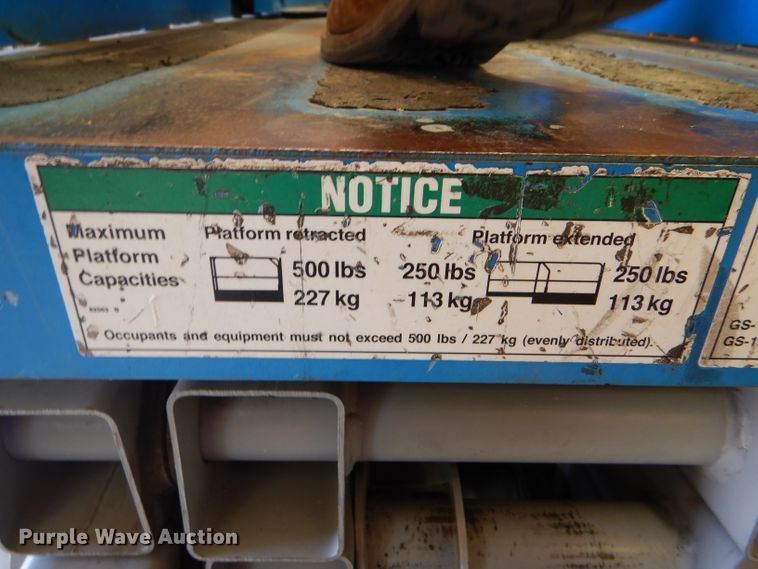 image for item DC5042 2003 Genie GS-1930 scissor lift