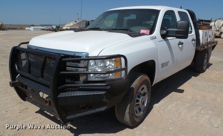 image for item DC5086 2013 Chevrolet Silverado 3500HD Crew Cab pickup truck