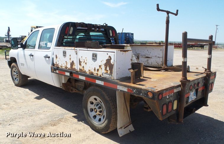 image for item DC5086 2013 Chevrolet Silverado 3500HD Crew Cab pickup truck