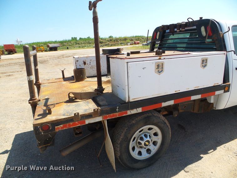 image for item DC5086 2013 Chevrolet Silverado 3500HD Crew Cab pickup truck