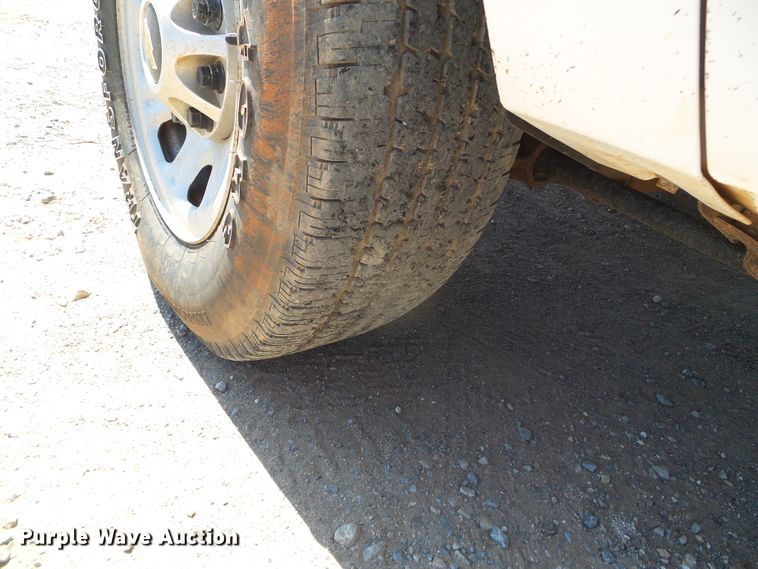 image for item DC5086 2013 Chevrolet Silverado 3500HD Crew Cab pickup truck