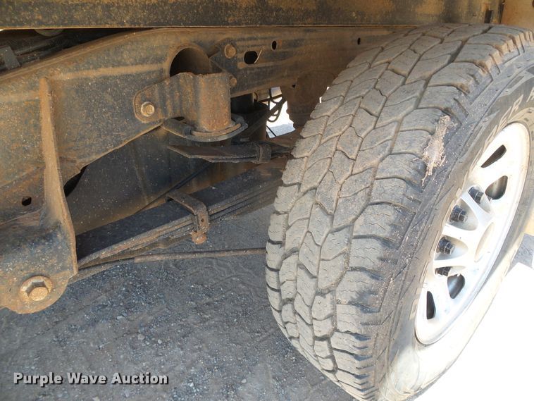 image for item DC5086 2013 Chevrolet Silverado 3500HD Crew Cab pickup truck